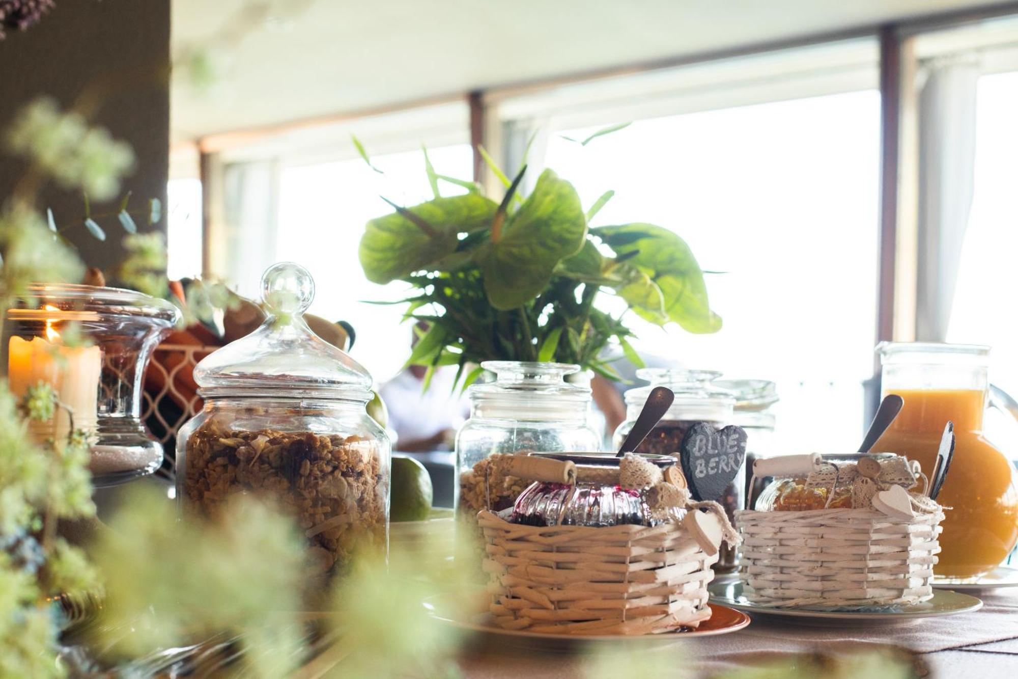 Relais Villa Porta Luino Eksteriør bilde