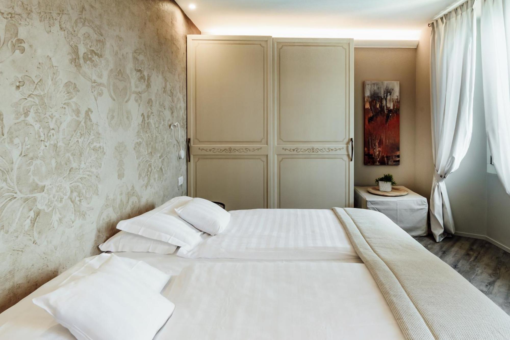 Relais Villa Porta Luino Eksteriør bilde